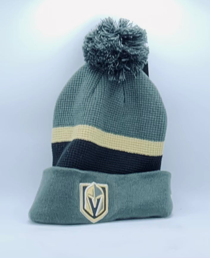 Knights Waffle Pom Toque