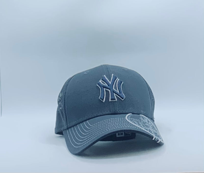 Yankees Pop Visor Hat